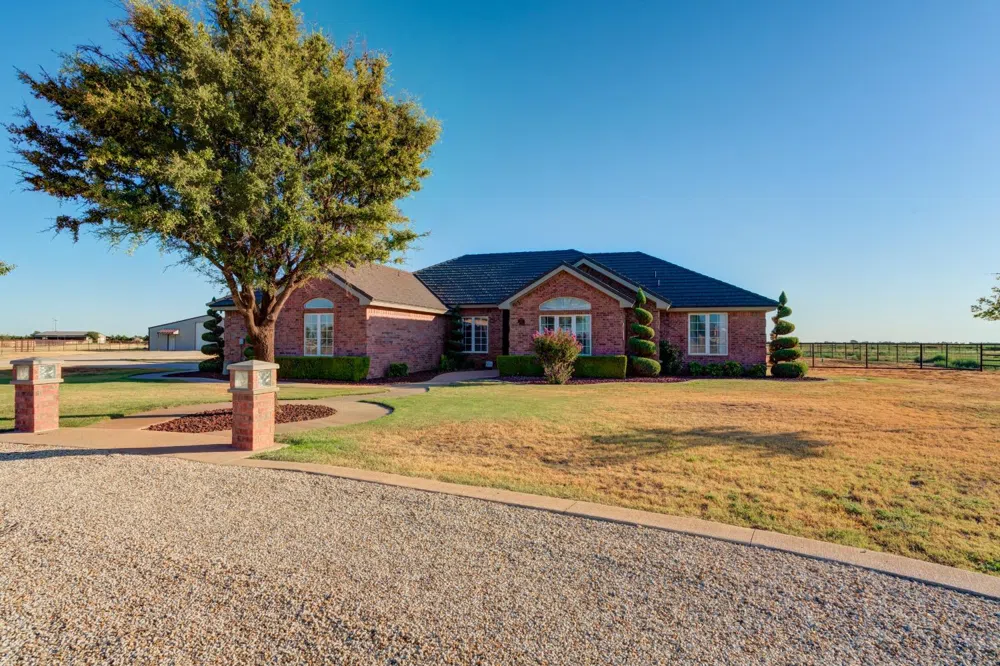7602 County Road 7650 Wolfforth, TX 79382