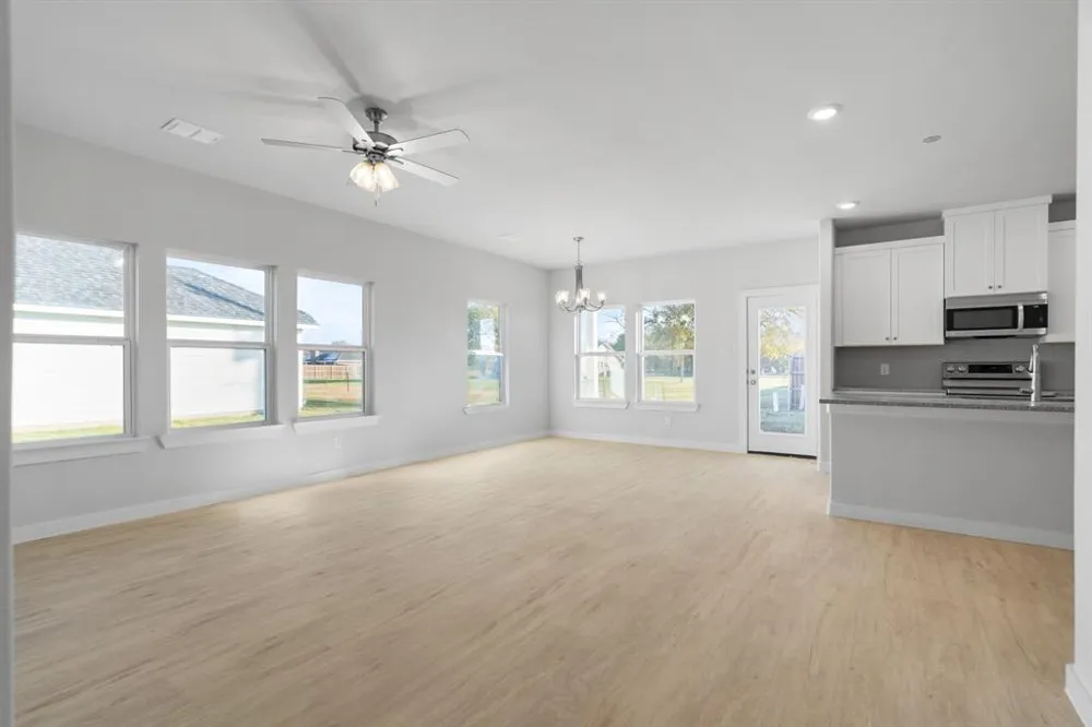 223 Faith Lane Tioga, TX 76271