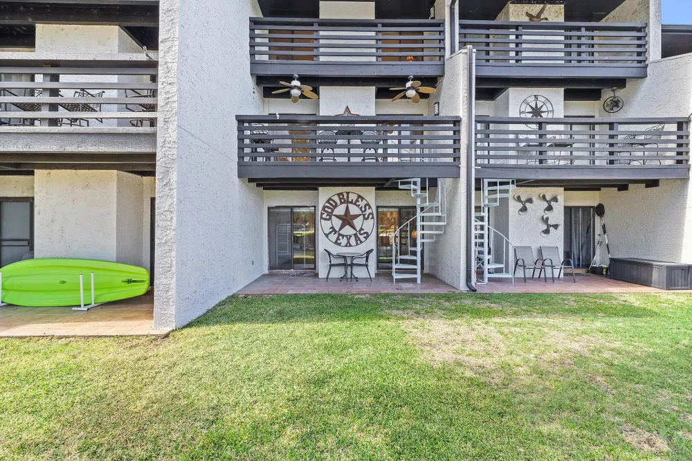 402 Lost Echo Horseshoe Bay, TX 78657