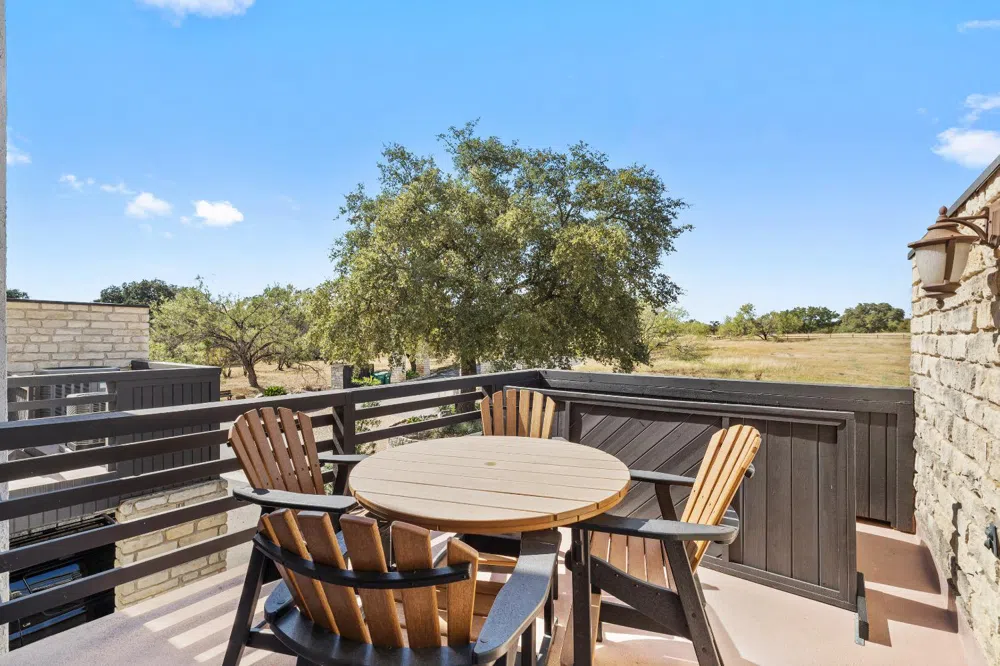 402 Lost Echo Horseshoe Bay, TX 78657