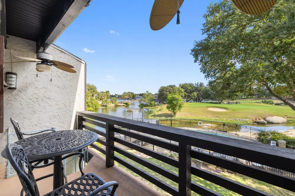 402 Lost Echo Horseshoe Bay, TX 78657