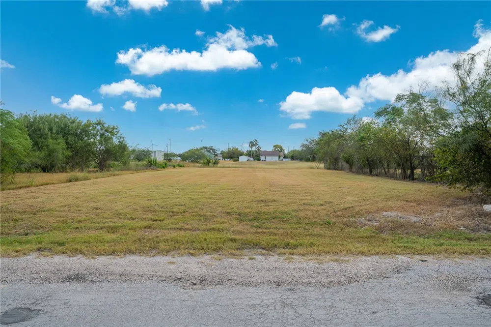 436 Industrial Street Taft, TX 78390