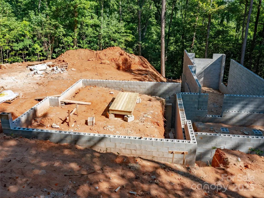 2140 Harm Creek Loop Mill Spring, NC 28756
