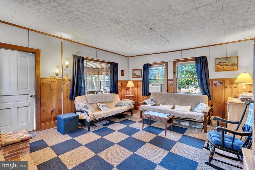 3096 CALVERT BOULEVARD Lusby, MD 20657