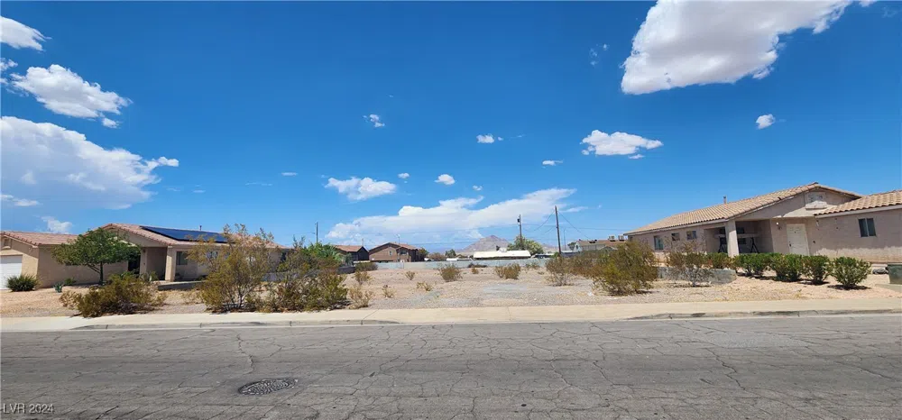 465 E Merlayne Drive Henderson, NV 89011