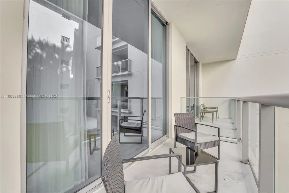 777 Ocean Dr #S316 Hollywood, FL 33019