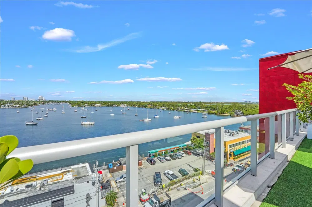 777 Ocean Dr #S316 Hollywood, FL 33019