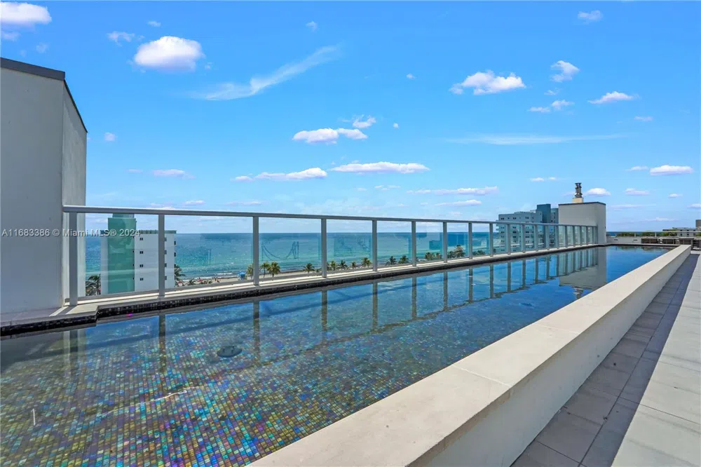 777 Ocean Dr #S316 Hollywood, FL 33019