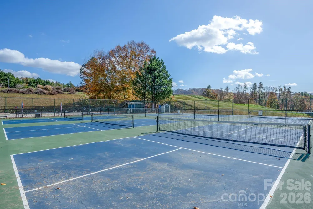 66 HawTree Court #266 Weaverville, NC 28787