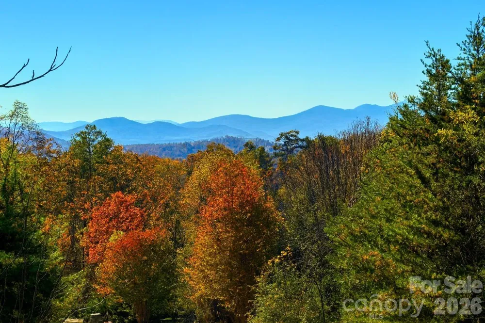 66 HawTree Court #266 Weaverville, NC 28787