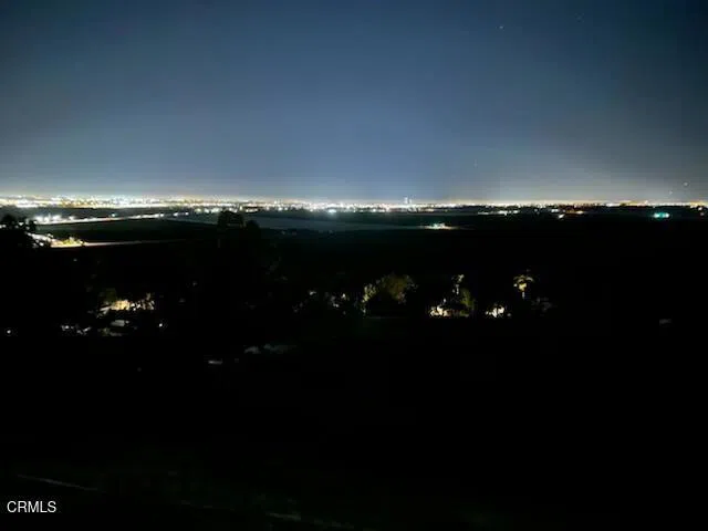 1250 Crestview Avenue Camarillo, CA 93010