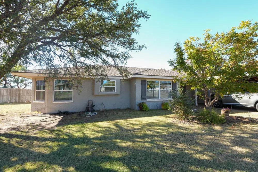 914 Robin Road Levelland, TX 79336
