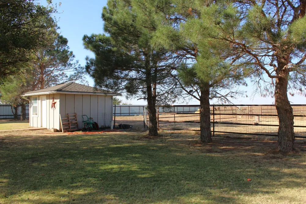 914 Robin Road Levelland, TX 79336
