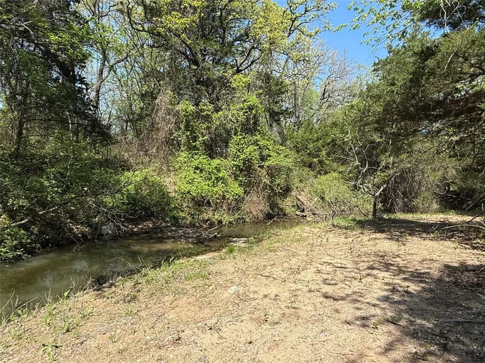 261 Catholic Cemetery Road Montague, TX 76251
