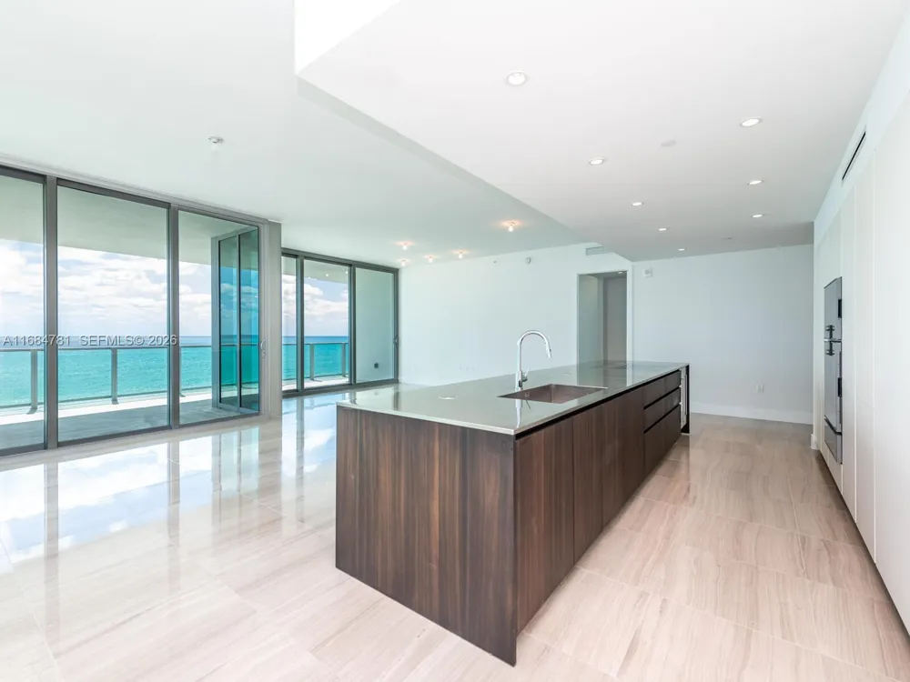 6901 Collins Ave #701 Miami Beach, FL 33141