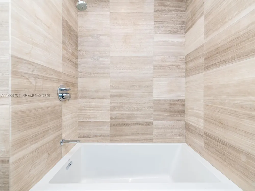 6901 Collins Ave #701 Miami Beach, FL 33141