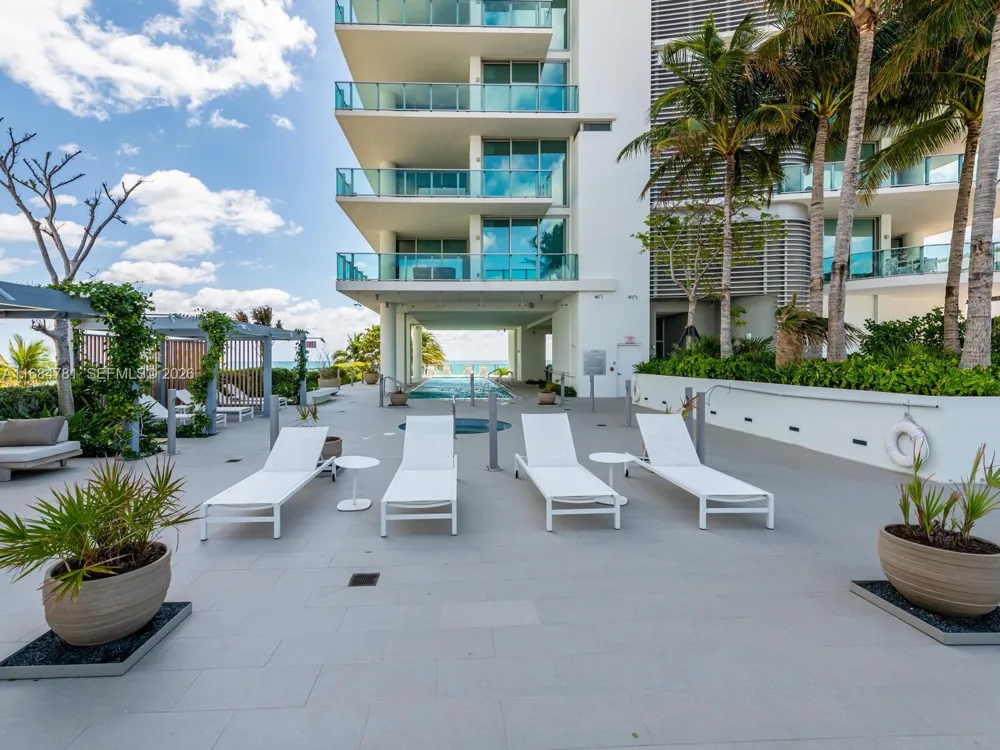 6901 Collins Ave #701 Miami Beach, FL 33141