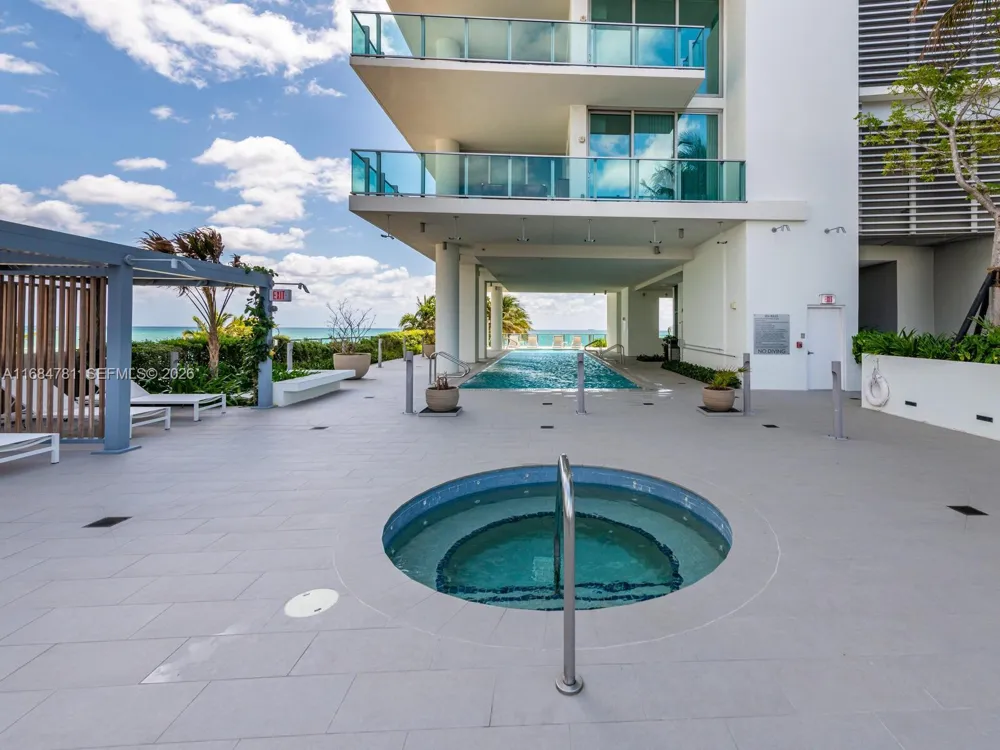 6901 Collins Ave #701 Miami Beach, FL 33141