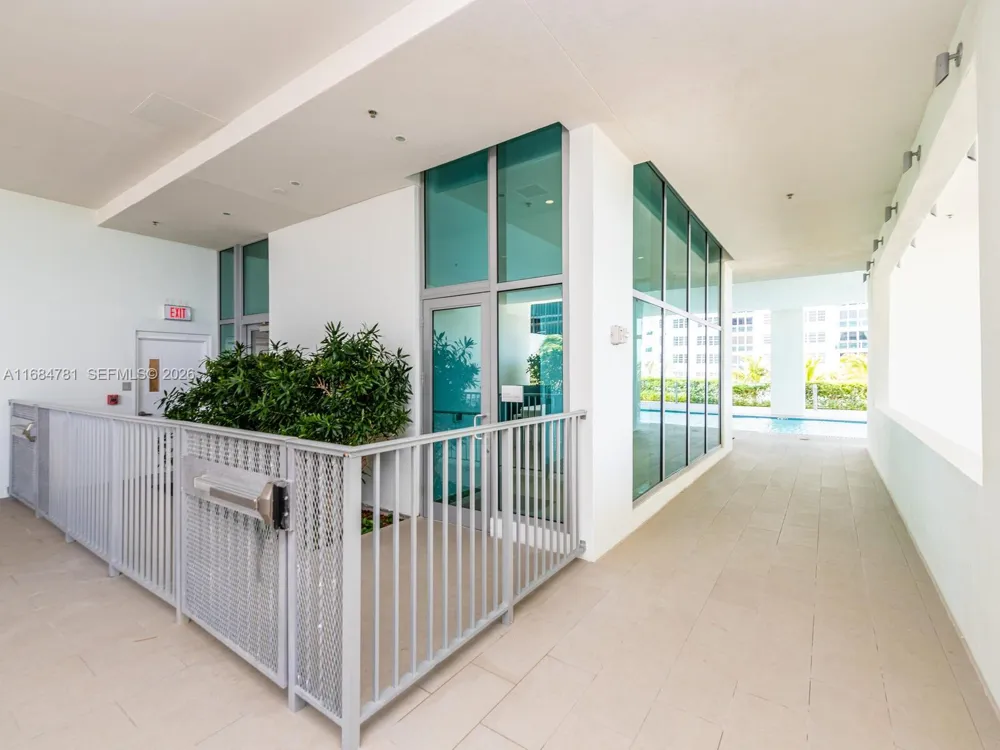 6901 Collins Ave #701 Miami Beach, FL 33141