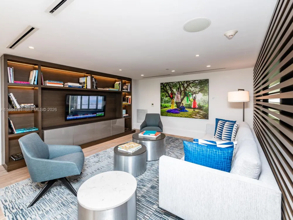 6901 Collins Ave #701 Miami Beach, FL 33141