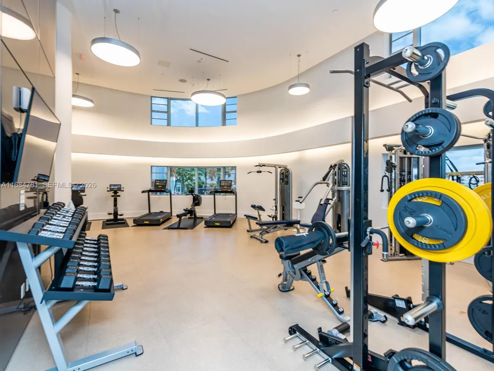 6901 Collins Ave #701 Miami Beach, FL 33141