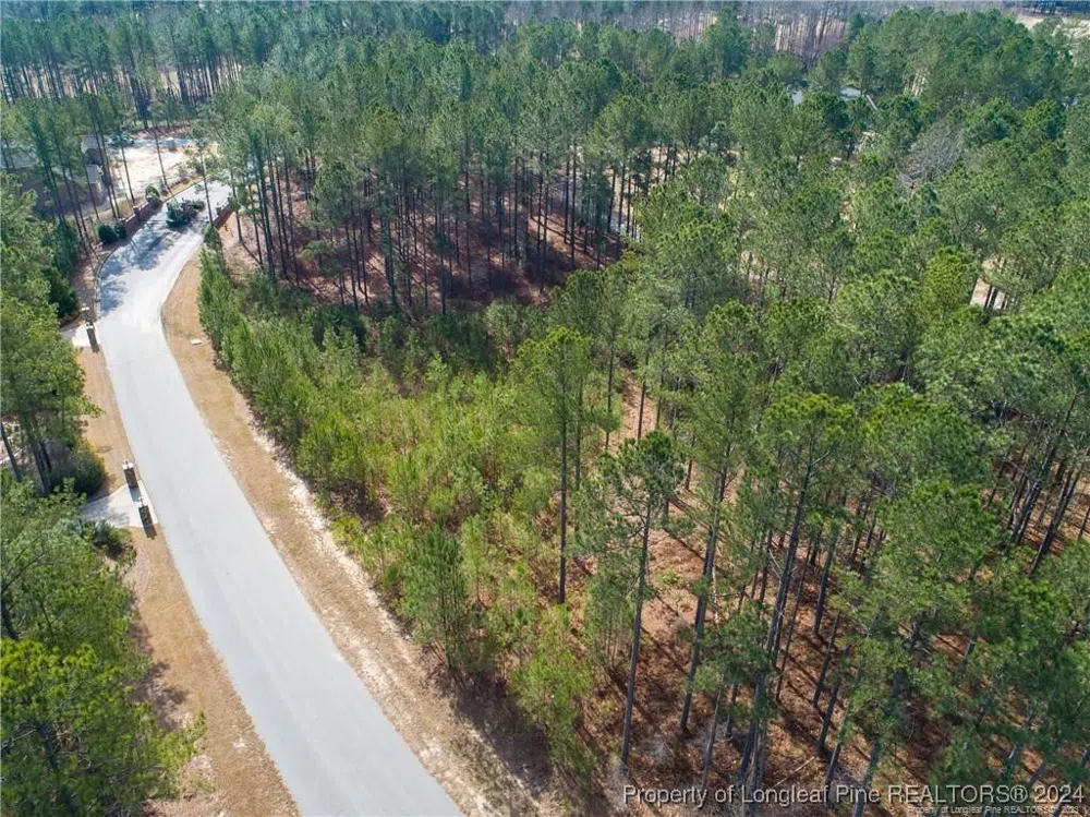 125 Broadlake (647) Lane Spring Lake, NC 28390