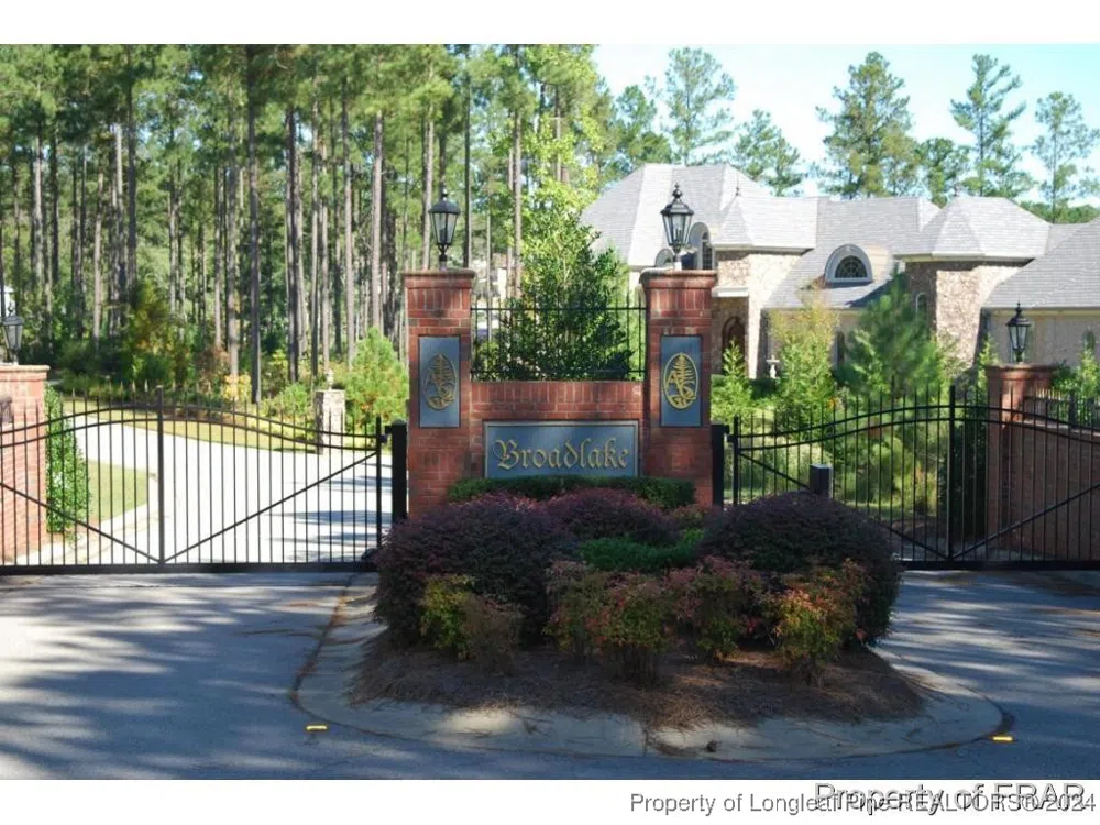 182 Broadlake (637) Lane Spring Lake, NC 28390