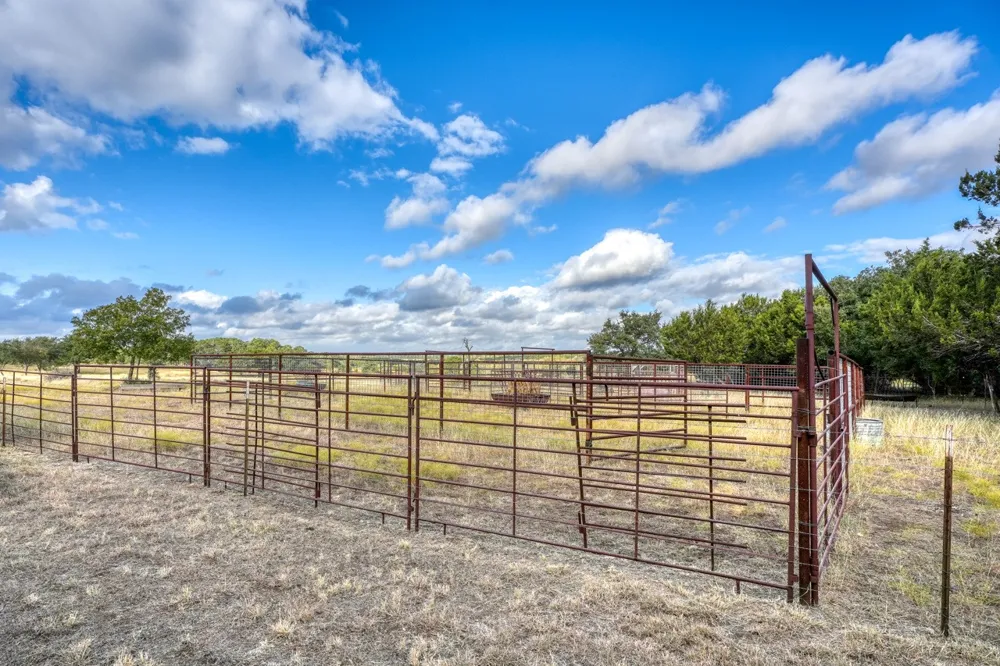149 County Road 103 Lampasas, TX 76550