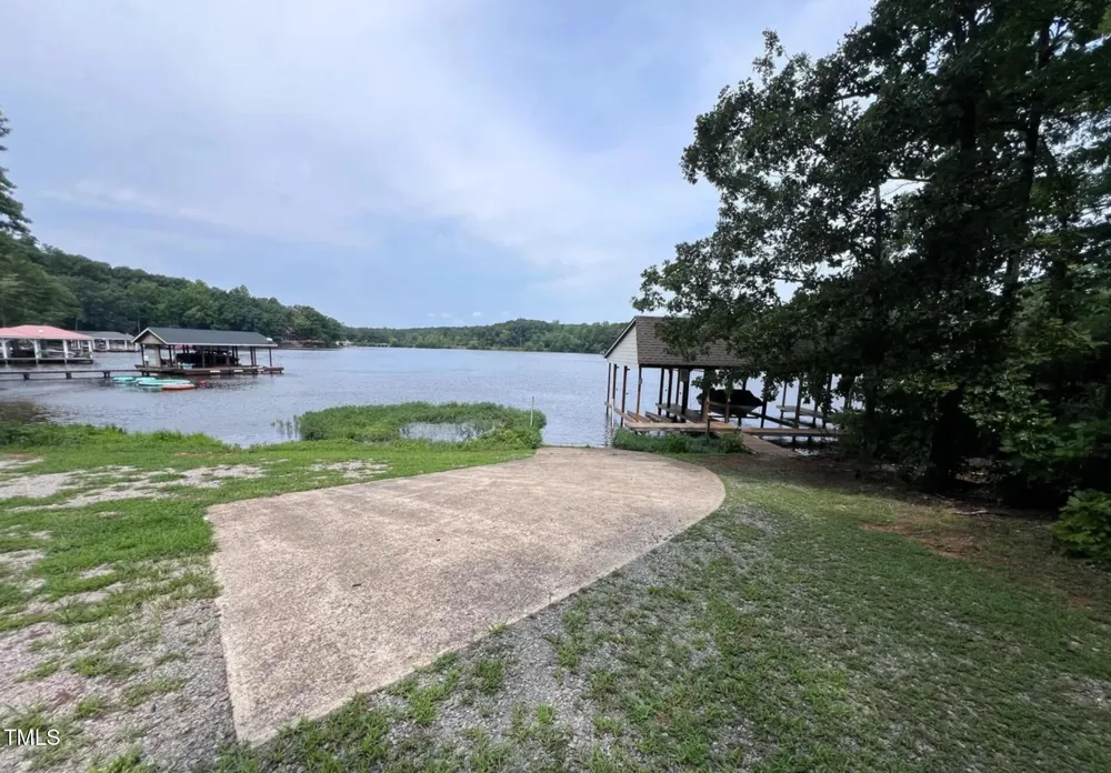 38 Gordon Lane Macon, NC 27551