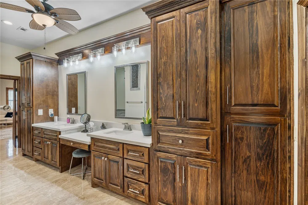 1058 S Smith Avenue Hebbronville, TX 78361