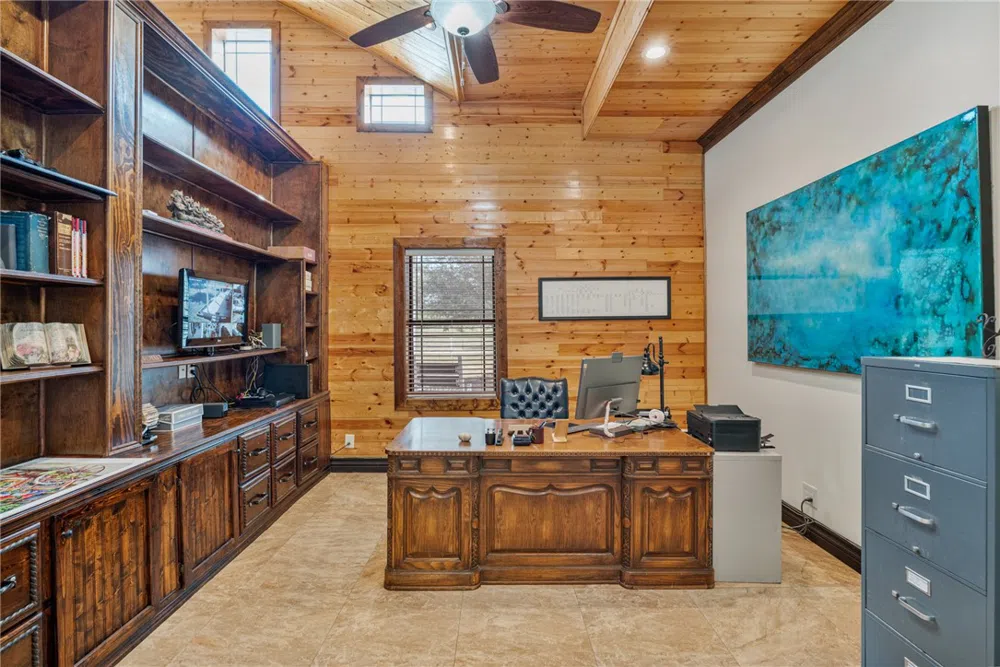 1058 S Smith Avenue Hebbronville, TX 78361