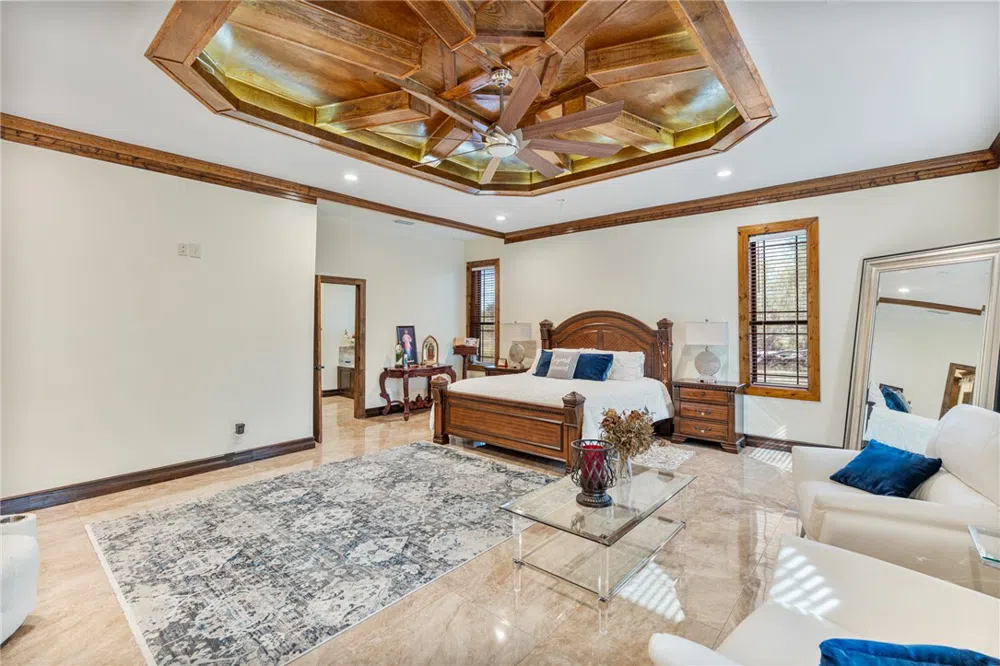 1058 S Smith Avenue Hebbronville, TX 78361