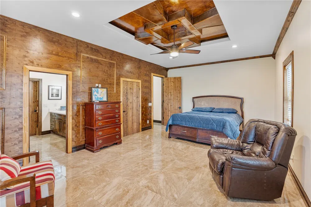1058 S Smith Avenue Hebbronville, TX 78361