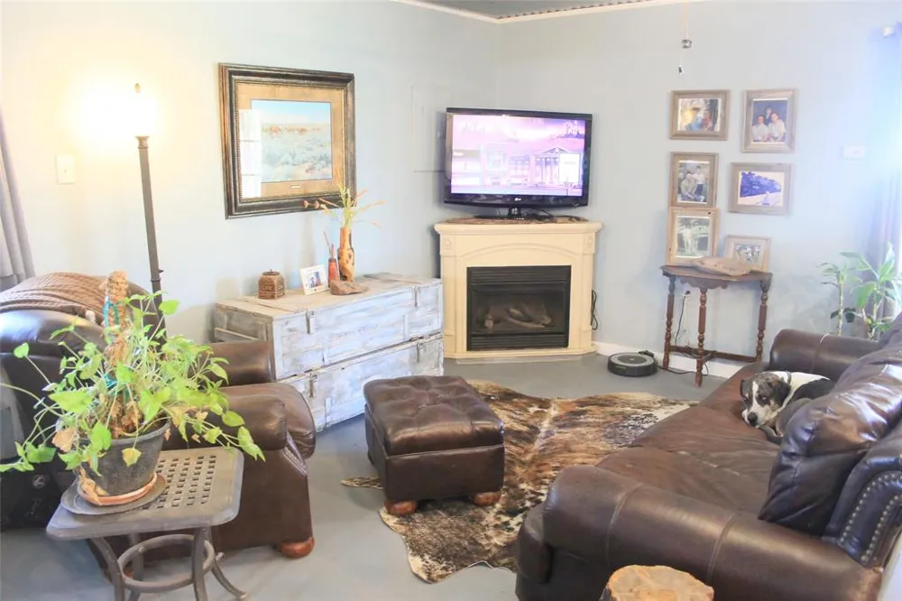 191 County Road 358 Richland Springs, TX 76871