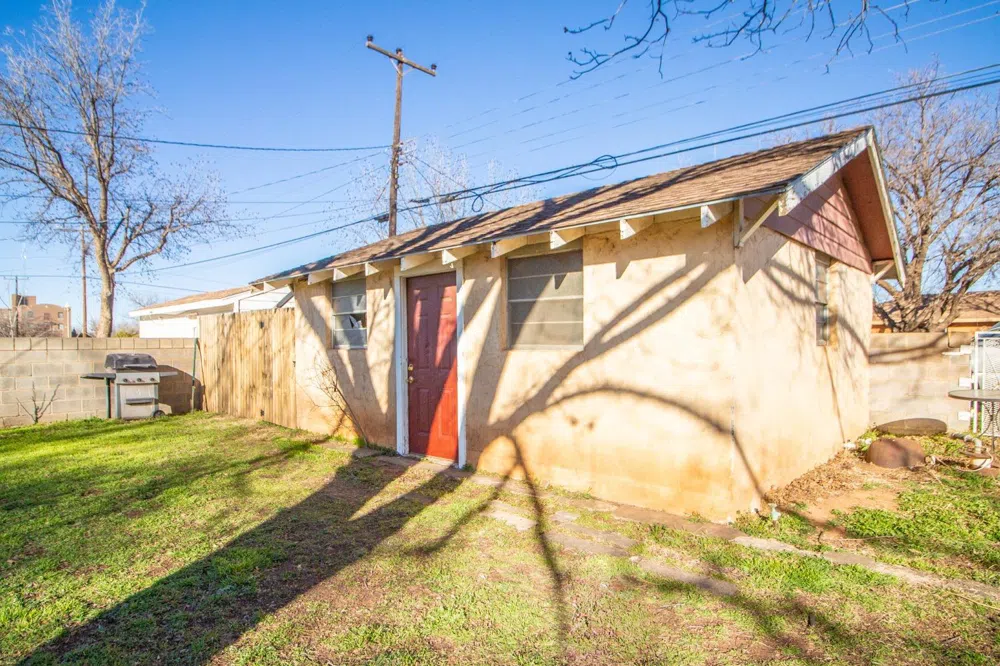 820 S 20th Street Slaton, TX 79364
