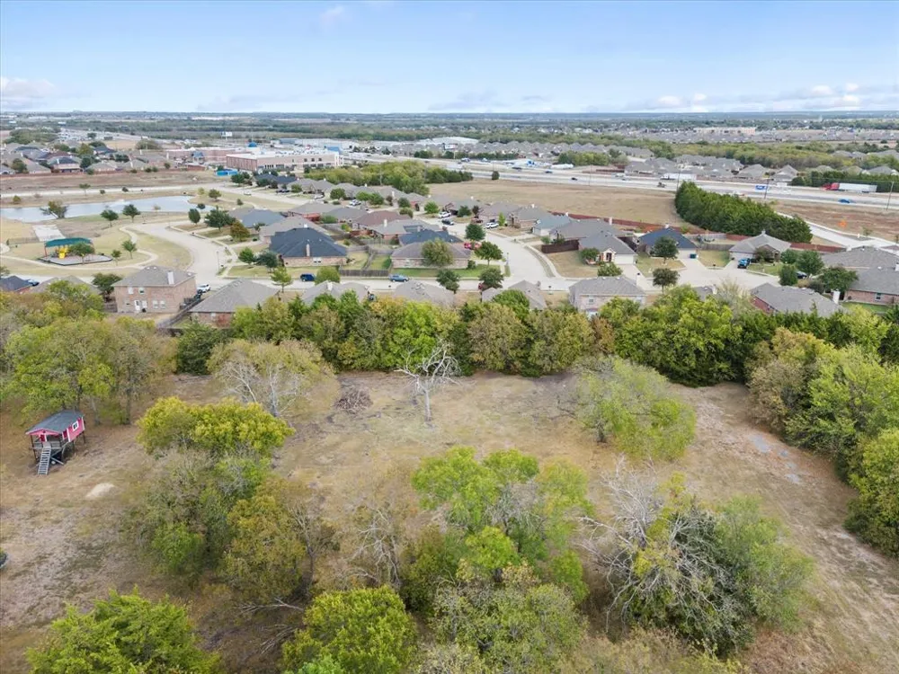 E Cherry Tree Lane Fate, TX 75087