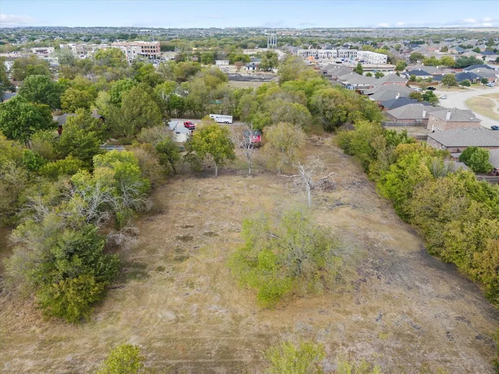 E Cherry Tree Lane Fate, TX 75087