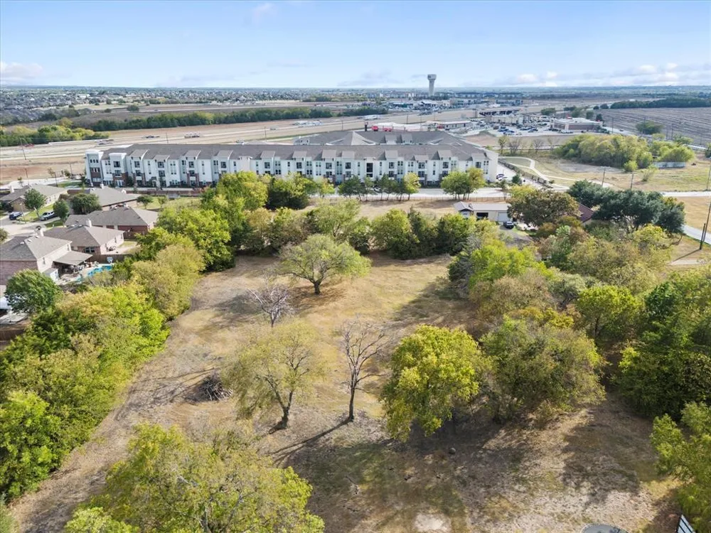 E Cherry Tree Lane Fate, TX 75087