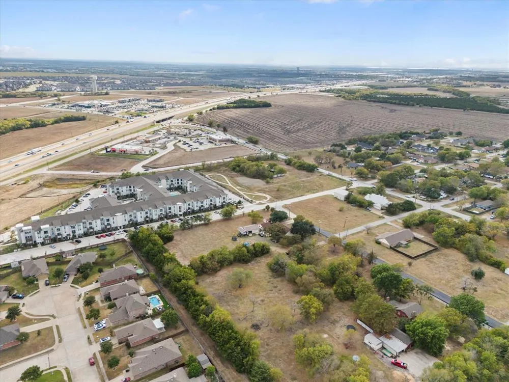 E Cherry Tree Lane Fate, TX 75087