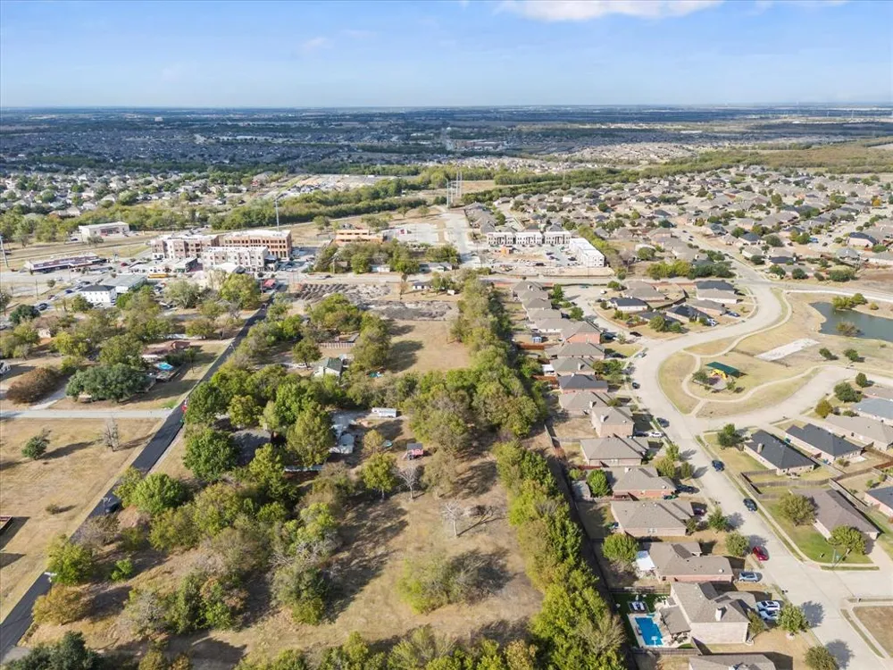 E Cherry Tree Lane Fate, TX 75087