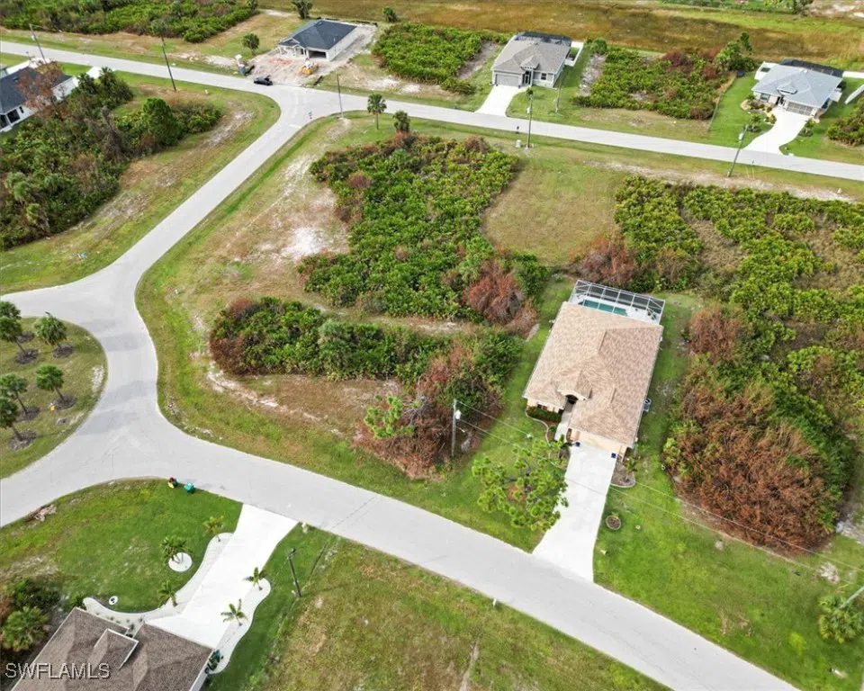 Albatross Road Rotonda West, FL 33947