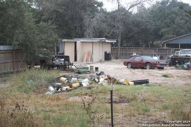 47 VIEWPOINT DR Poteet, TX 78065