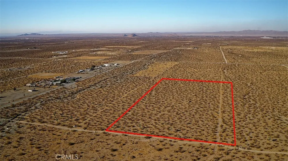 -Dos Palmas Rd. Pinon Hills, CA 92372