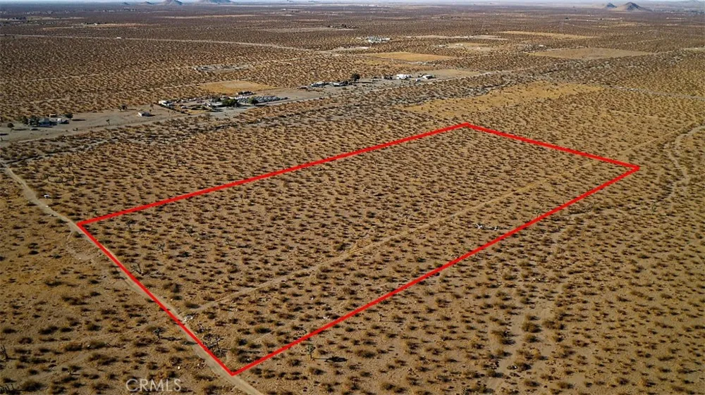 -Dos Palmas Rd. Pinon Hills, CA 92372