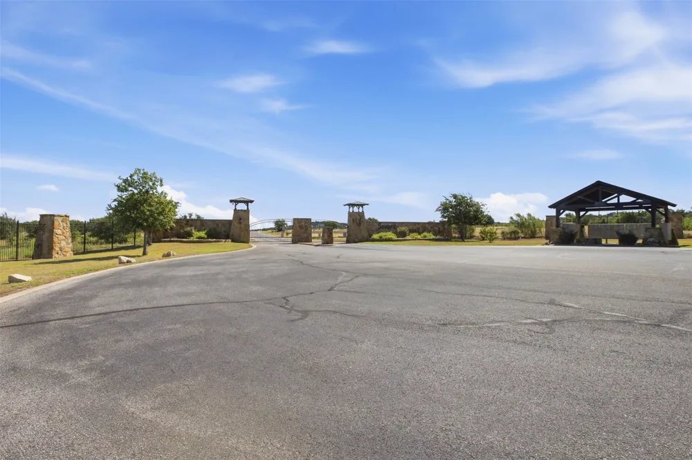 621 Bosque Trail Marble Falls, TX 78654