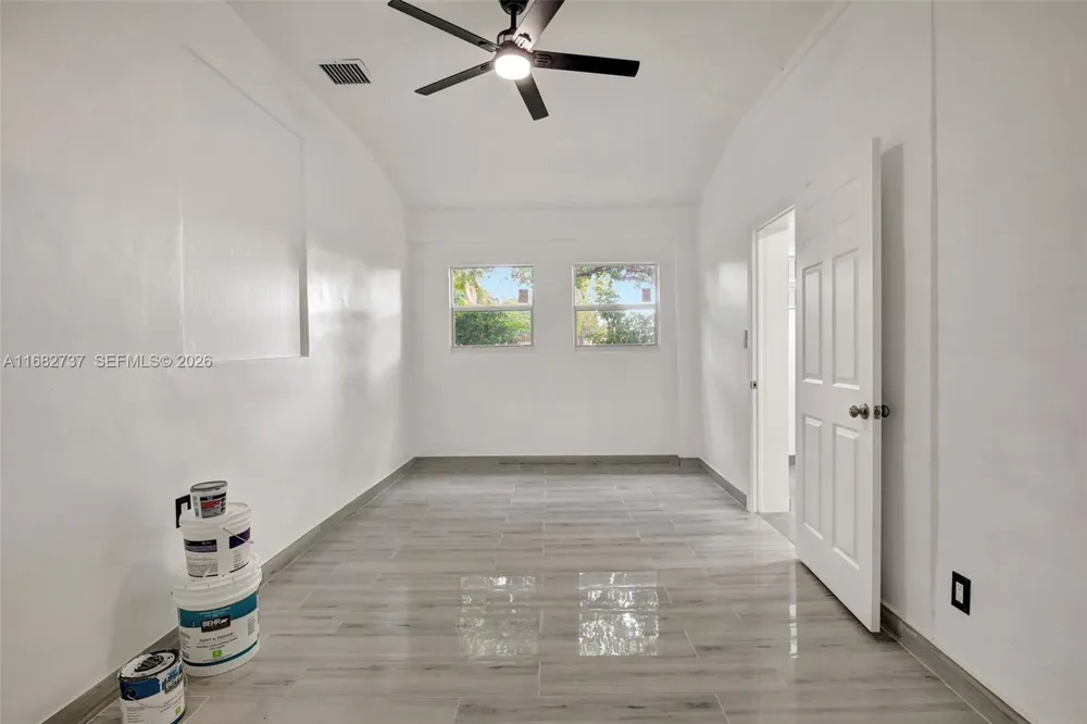4381 SW 51st St Dania Beach, FL 33314