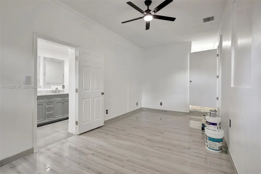 4381 SW 51st St Dania Beach, FL 33314
