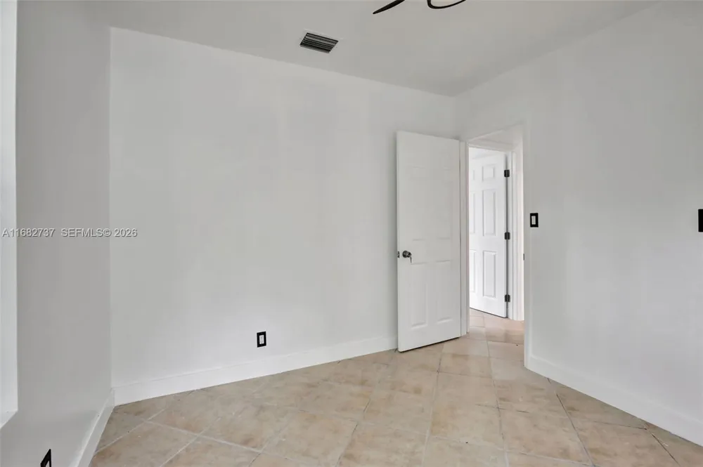 4381 SW 51st St Dania Beach, FL 33314