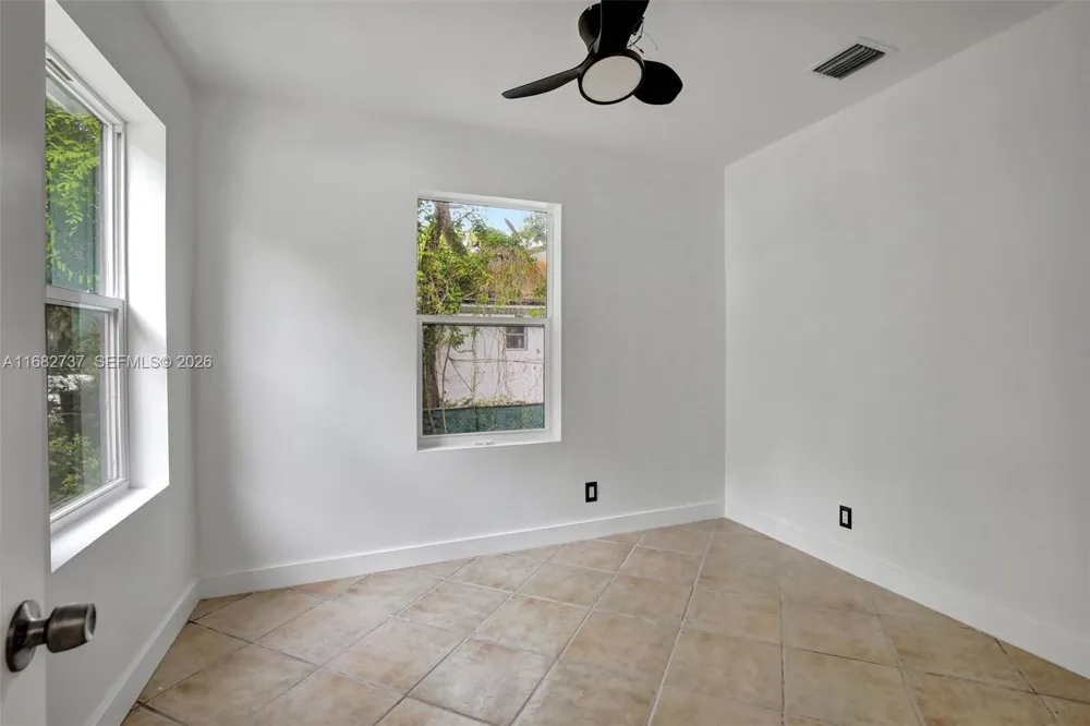 4381 SW 51st St Dania Beach, FL 33314