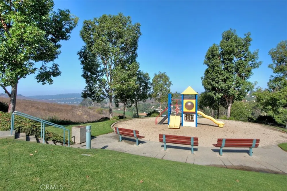 8 Coral Ridge #109 Laguna Niguel, CA 92677
